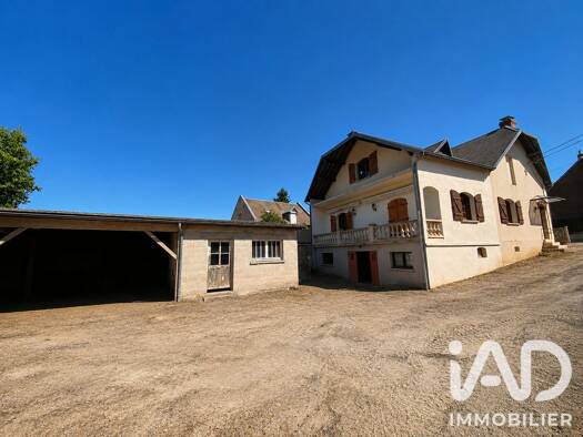 Maison à vendre 159 500 € 4 pièces 2 chambres 82 m² 2 786 m² de terrain Viry-Noureuil 02300