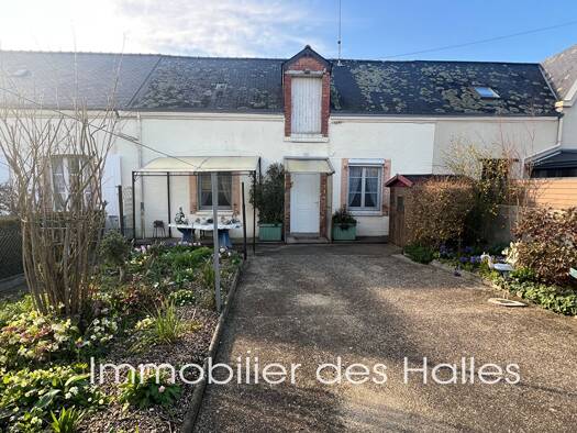 Maison de plain-pied à vendre 60 500 € 4 pièces 1 chambre 75 m² 678 m² de terrain Renaze 53800