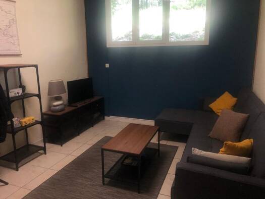 Appartement à louer 676 € 2 pièces 1 chambre 32,7 m² RDC Est Nord Est et Sud Est Saint-Gély-du-Fesc 34980