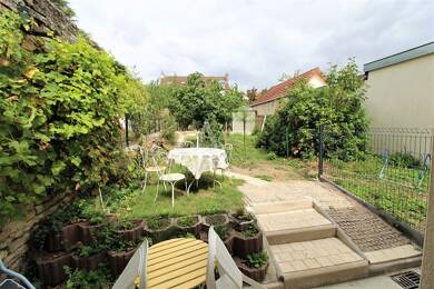 Appartement à louer 840 € 3 pièces 2 chambres 61 m² RDC Carrieres Bacquin Dijon 21000