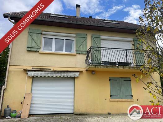 Maison à vendre 222 000 € 5 pièces 3 chambres 102,8 m² 832 m² de terrain Sainte-Geneviève 60730