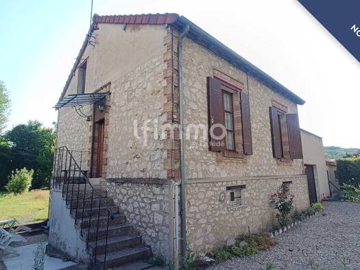 Maison à vendre 130 000 € 4 pièces 3 chambres 96,5 m² Longueville 77650