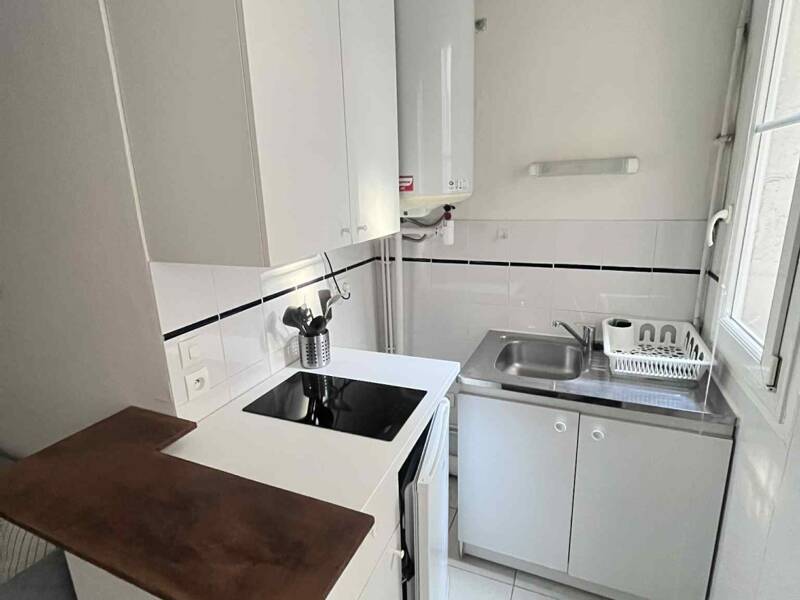 Maison à louer, 24m², PARIS 18E