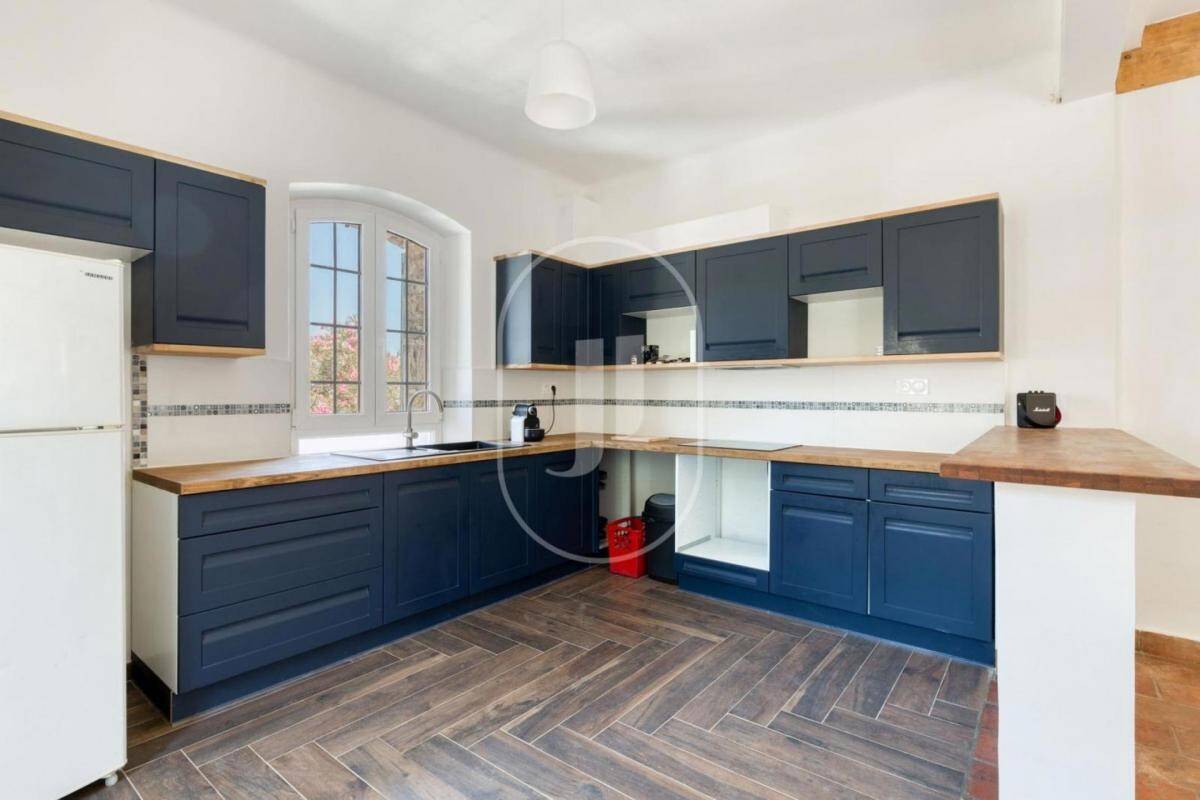 Maison à vendre, 250m², LA GARDE FREINET