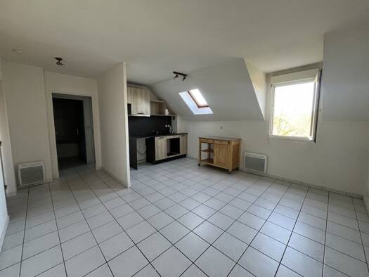 Appartement à vendre 145 000 € 2 pièces 1 chambre 31,27 m² Étage 2/2 Saint-Rémy-l'Honoré 78690