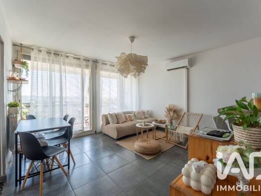 Appartement à vendre 155 000 € 3 pièces 2 chambres 58,32 m² Étage 7/7 Les Comtes Est Port-de-Bouc 13110