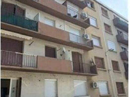 Appartement à vendre 89 000 € 3 pièces 2 chambres 70 m² Étage 2/4 Centre Ville Bourg-Saint-Andéol 07700