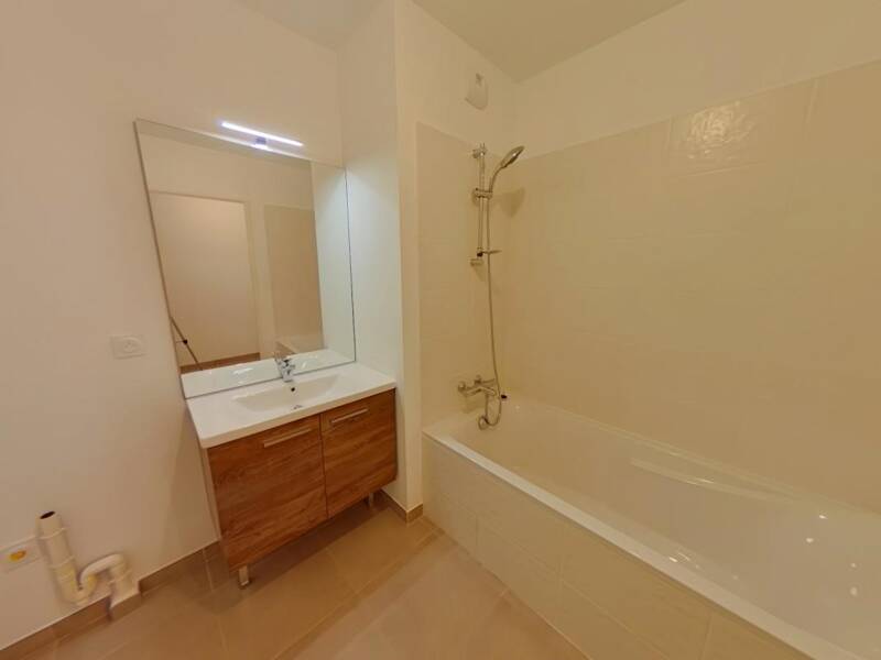 Maison à louer, 57m², NICE