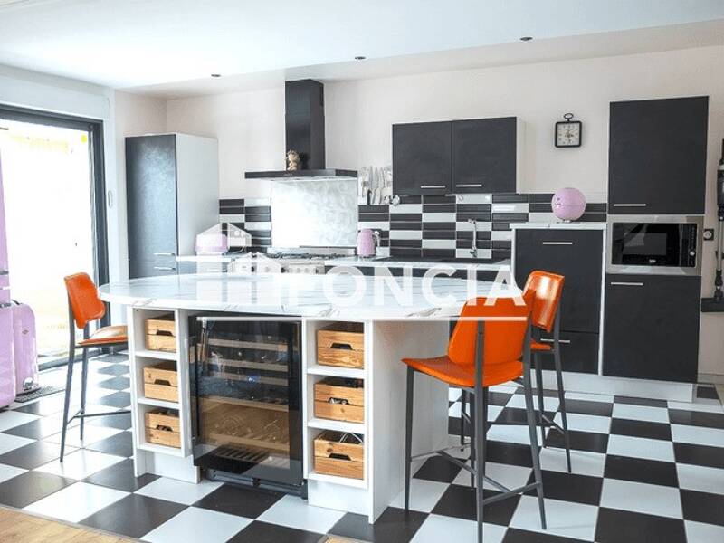 Maison à vendre, 140m², LA LONDE LES MAURES