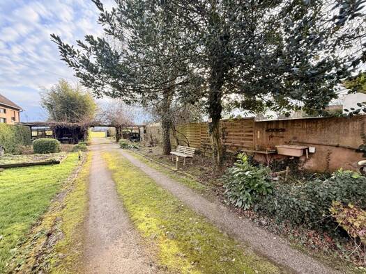 Maison à vendre 357 000 € 6 pièces 4 chambres 164 m² 826 m² de terrain Brumath 67170