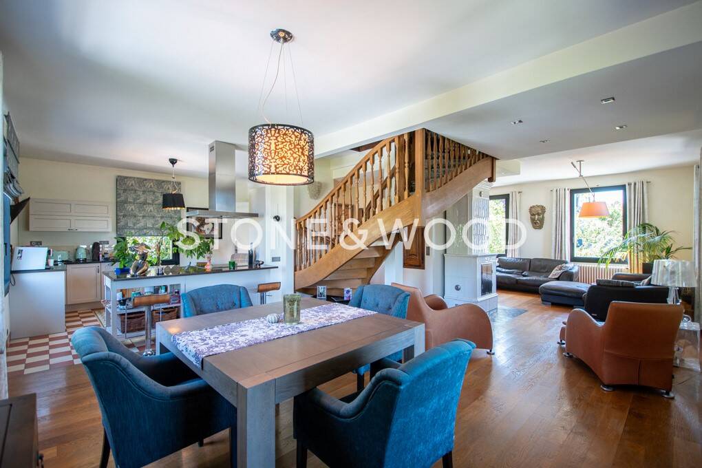 Maison à vendre, 219m², VEYRIER DU LAC