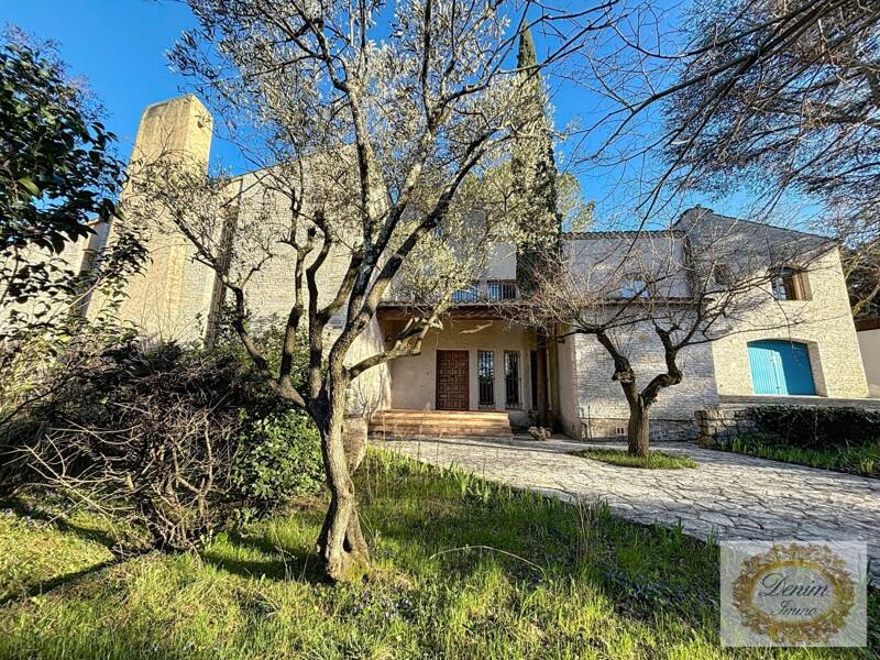 Maison à vendre, 390m², NIMES