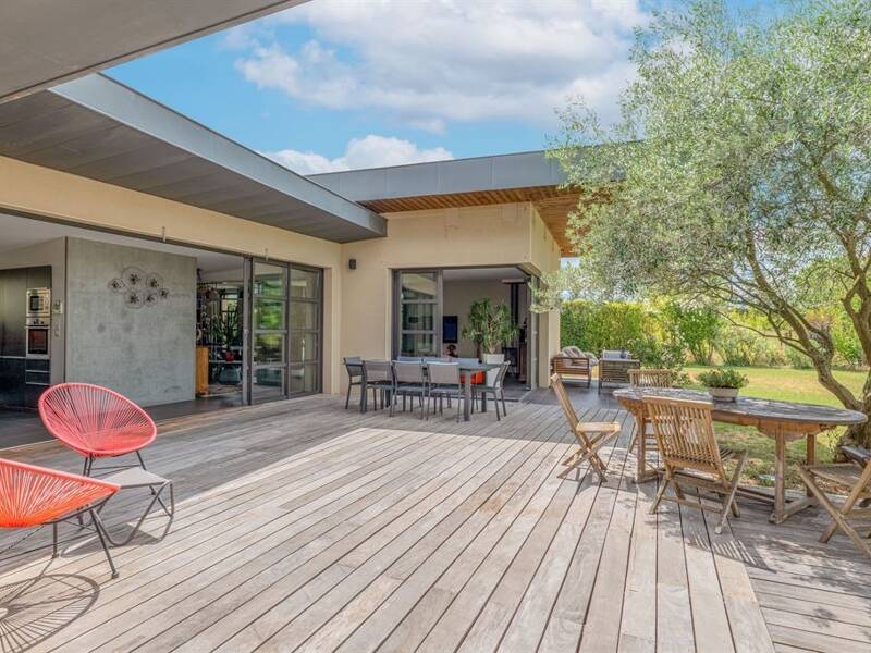 Maison à vendre, 246m², SAINT GENIS LAVAL