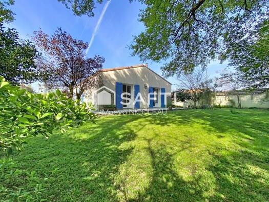 Maison à vendre 241 000 € 4 pièces 3 chambres 112 m² 674 m² de terrain Est Surgères 17700