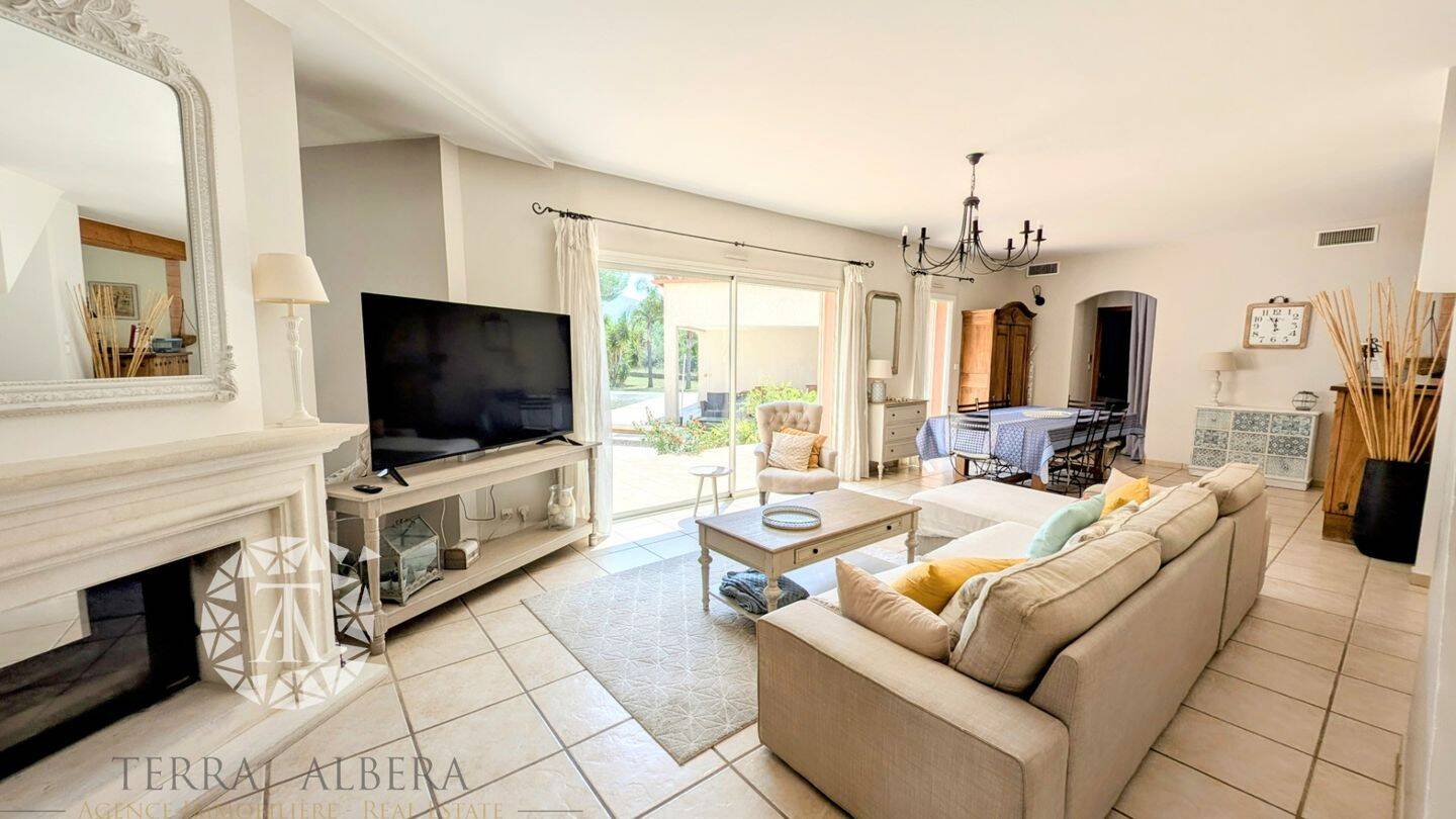 Maison à vendre, 254m², MONTESQUIEU DES ALBERES