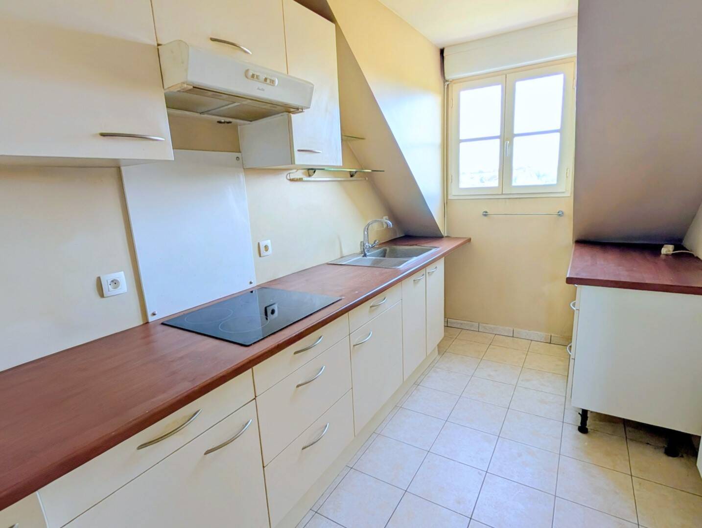 Maison à vendre, 70m², HOUDAN