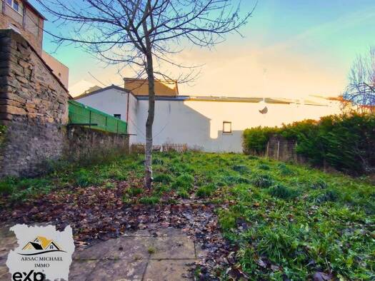 Maison à vendre 120 000 € 6 pièces 4 chambres 115 m² 235 m² de terrain Langogne 48300