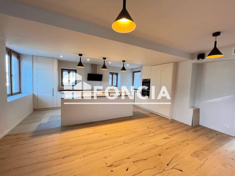 Maison à louer, 348m², CHENS SUR LEMAN