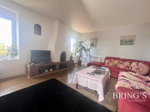 Appartement en viager occupé Bouquet 37 431 € 3 pièces 2 chambres 70 m² Étage 2/3 Val de Briey 54790