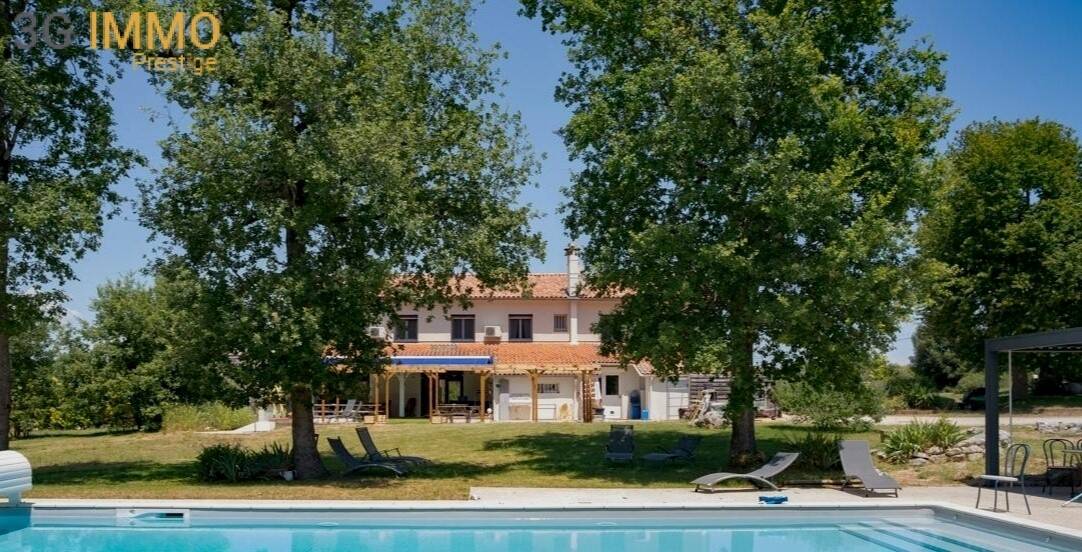 Maison à vendre, 540m², MONTPEZAT DE QUERCY