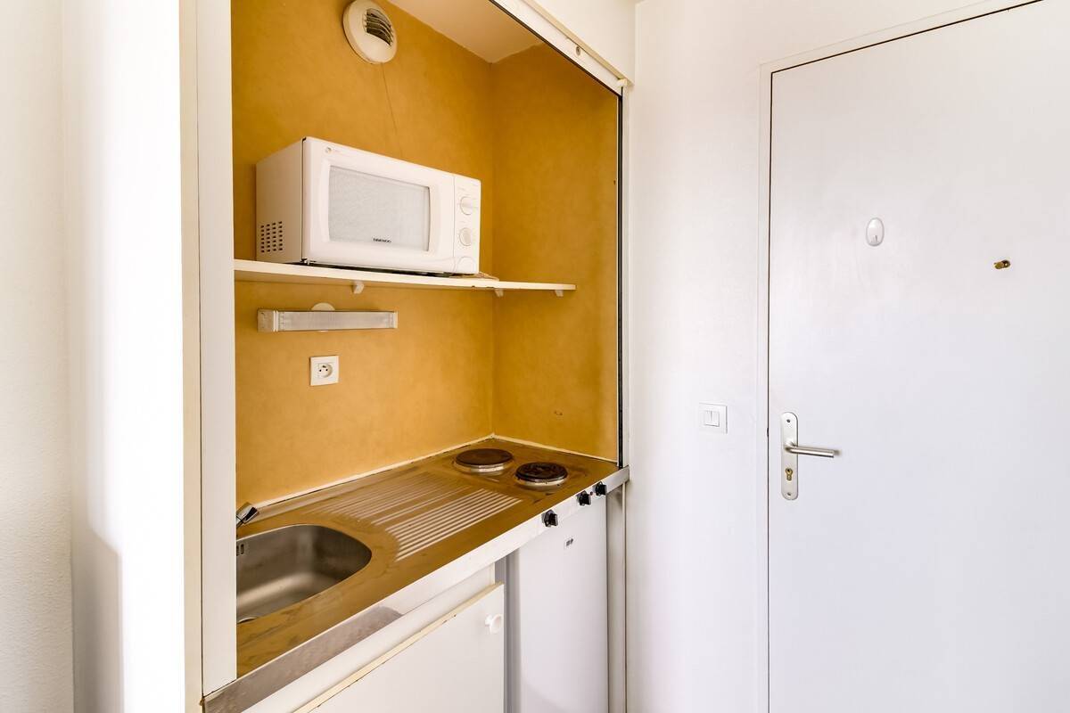 Maison à louer, 17m², COURBEVOIE
