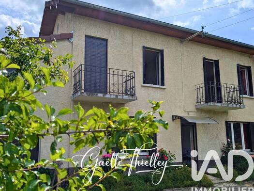 Maison de ville à vendre 219 000 € 4 pièces 3 chambres 115 m² 653 m² de terrain Beure 25720