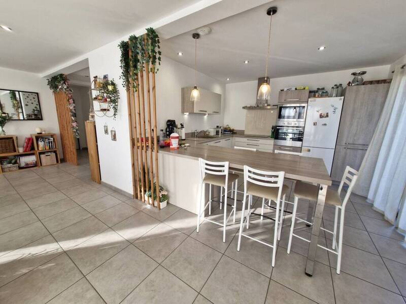 Maison à louer, 125m², SAINT MARCEL BEL ACCUEIL