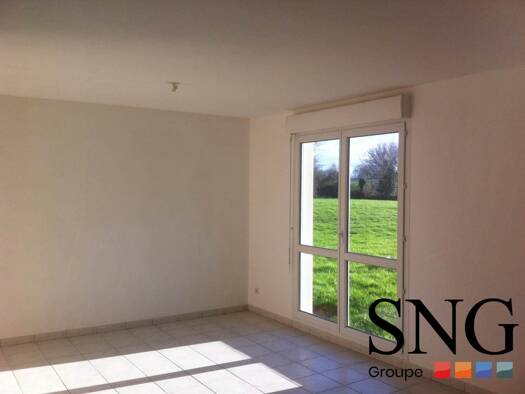 Appartement à louer 368 € 1 pièce 32,5 m² RDC dès le 17/10/2025 Sud Est Coutances 50200