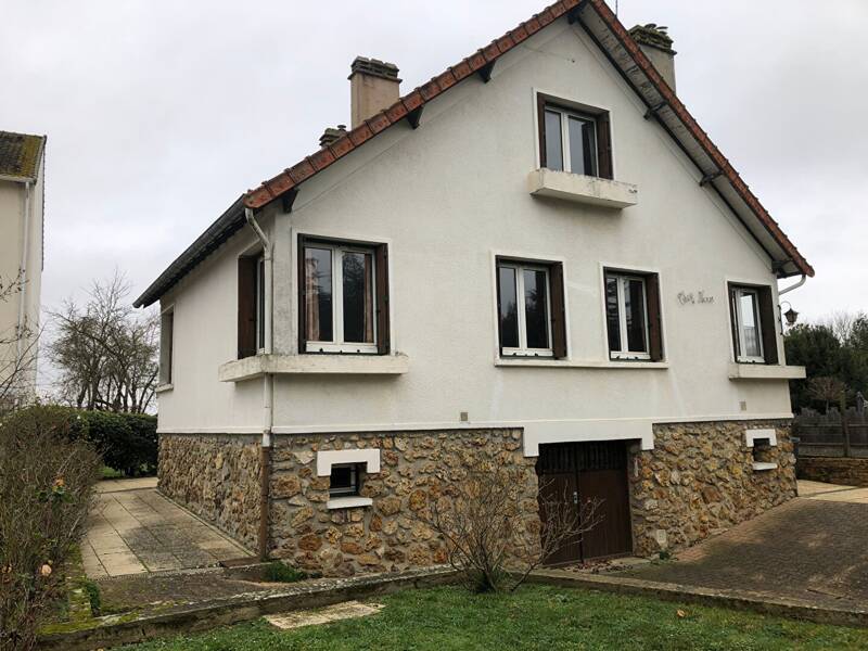 Maison à vendre, 105m², TOUSSUS LE NOBLE