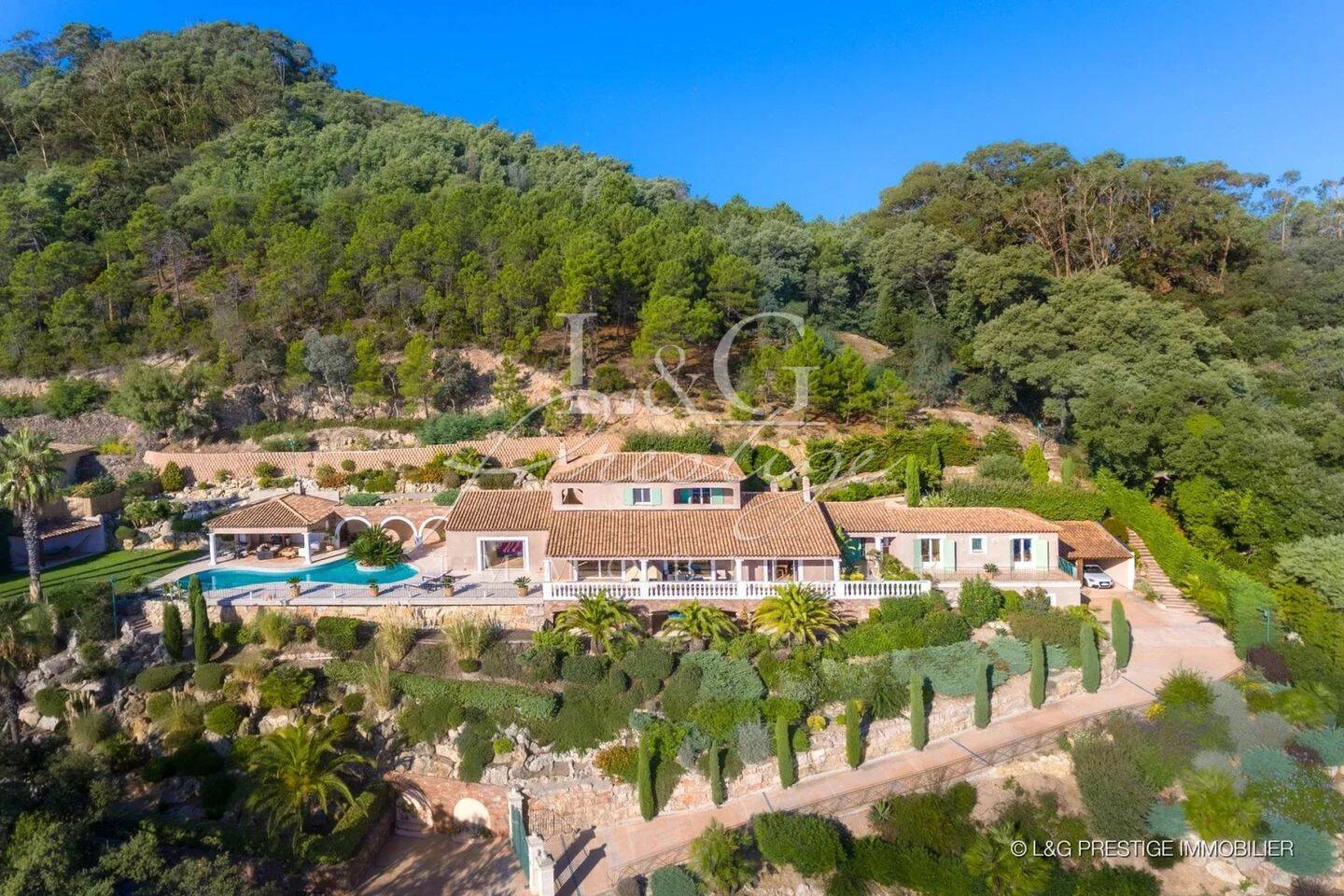 Maison à vendre, 374m², THEOULE SUR MER
