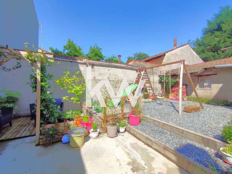 Maison à vendre, 105m², ROZIER EN DONZY