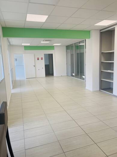 Espace bureau à louer 1 165 € 130 m² de bureaux L'Horme 42152