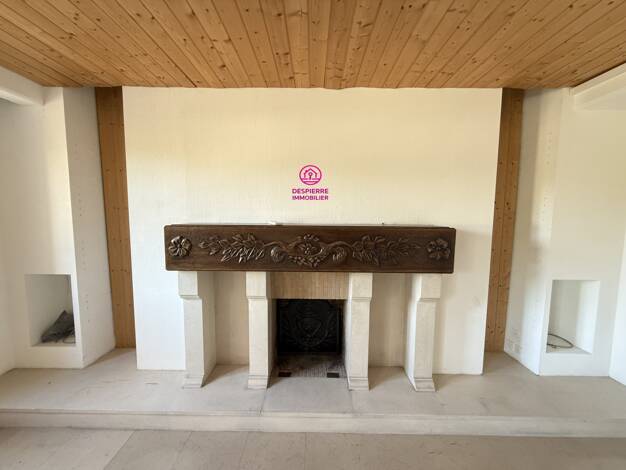 Appartement à vendre 135 000 € 3 pièces 2 chambres 137 m² Étage 1/3 Roussillon 38150