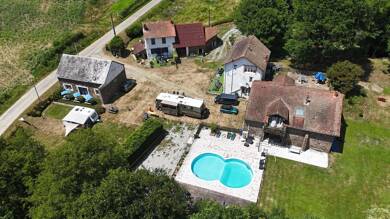 Maison à vendre 635 000 € 16 pièces 11 chambres 520 m² 13 200 m² de terrain Moutier-Malcard 23220