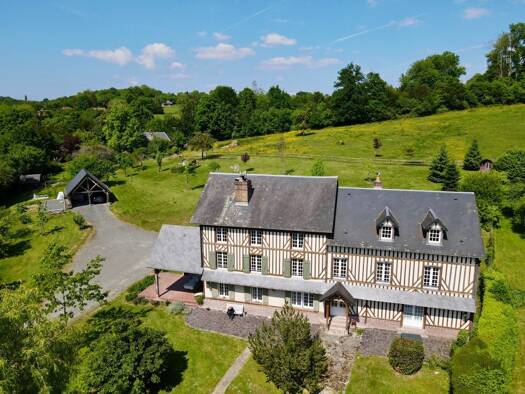 Maison à vendre 1 207 000 € 14 pièces 8 chambres 441 m² 19 000 m² de terrain Bonnebosq 14340