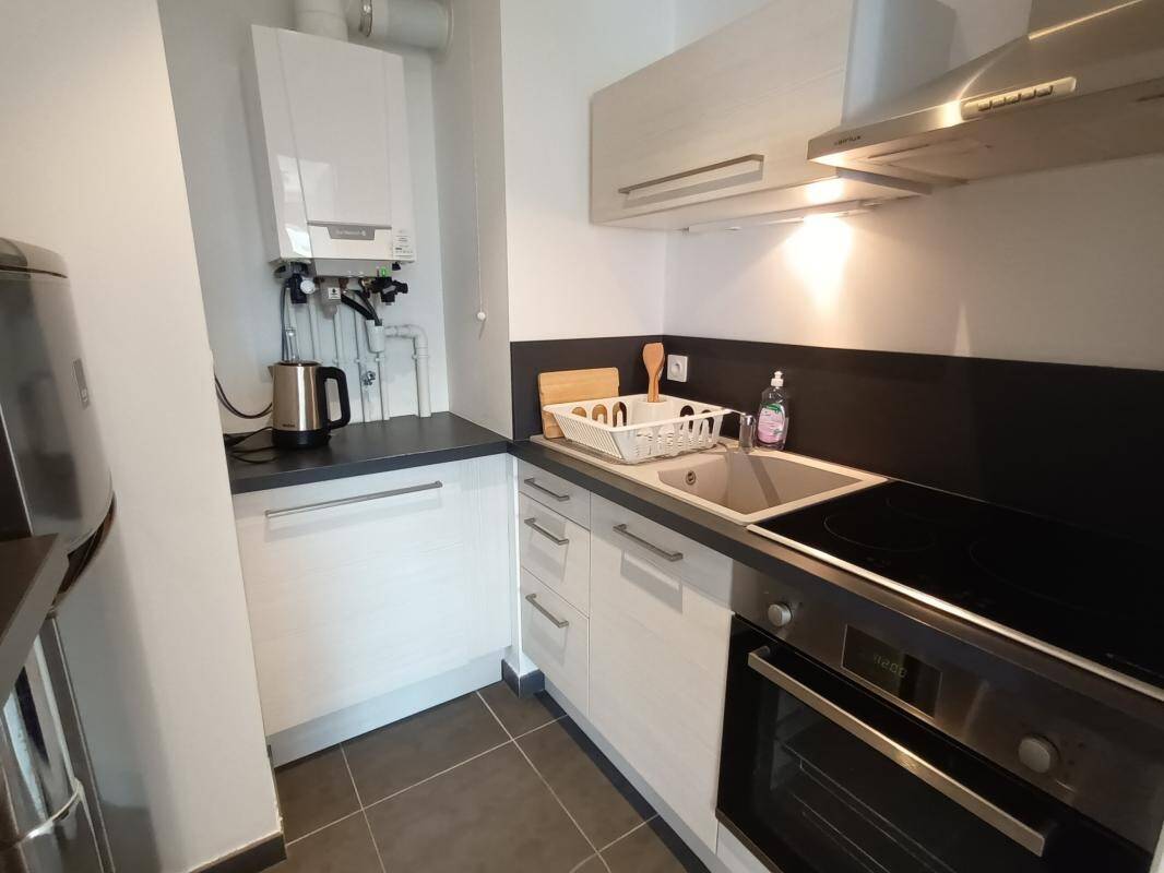 Maison à louer, 32m², TASSIN LA DEMI LUNE