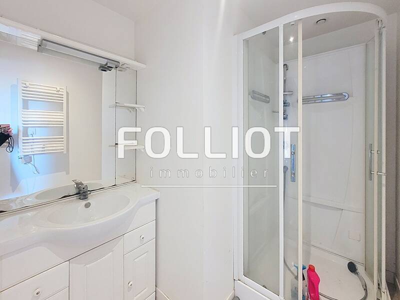 Maison à louer, 29m², CERENCES