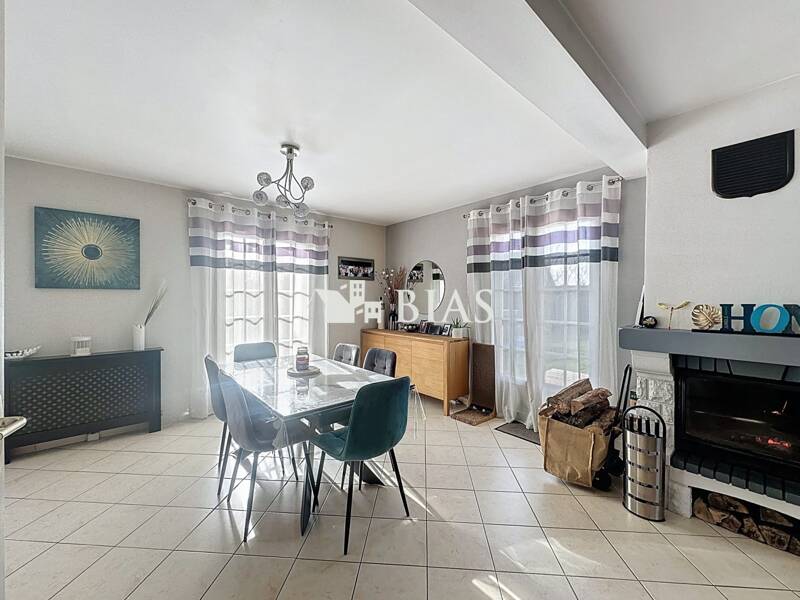 Maison à vendre, 115m², BOUVILLE