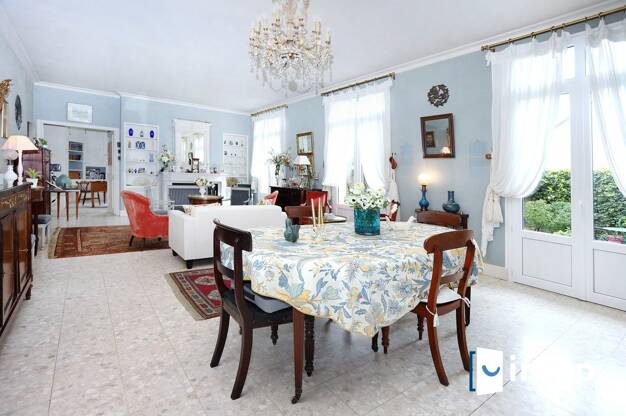 Maison à vendre 990 000 € 8 pièces 6 chambres 265 m² 830 m² de terrain Cleunay-Arsenal Redon Rennes 35000