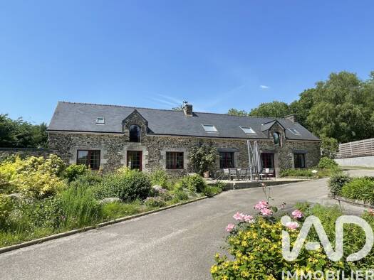 Maison à vendre 270 000 € 7 pièces 3 chambres 200 m² 2 802 m² de terrain Saint-Martin-des-Prés 22320