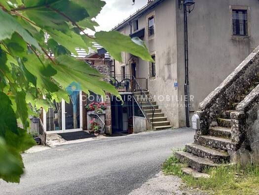 Maison à vendre 168 000 € 8 pièces 5 chambres 100 m² Saint-Sauveur-Camprieu 30750
