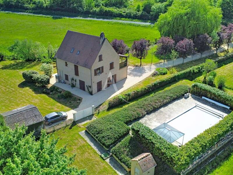 Maison à vendre, 250m², PUY L'EVEQUE