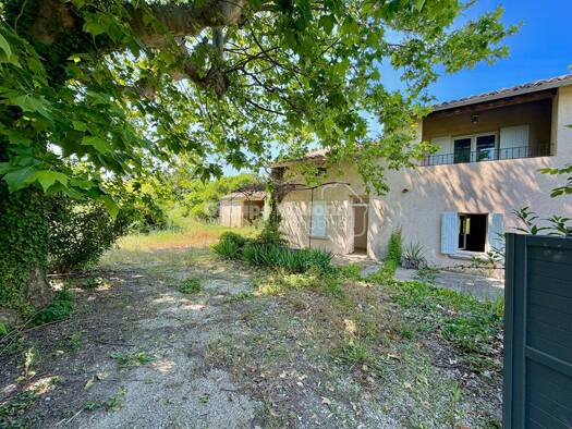 Ferme à vendre 399 000 € 5 pièces 4 chambres 128 m² 7 252 m² de terrain Jonquières 84150