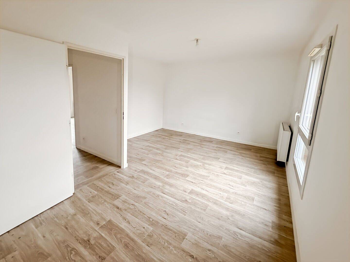 Maison à vendre, 77m², SAINTE GENEVIEVE DES BOIS