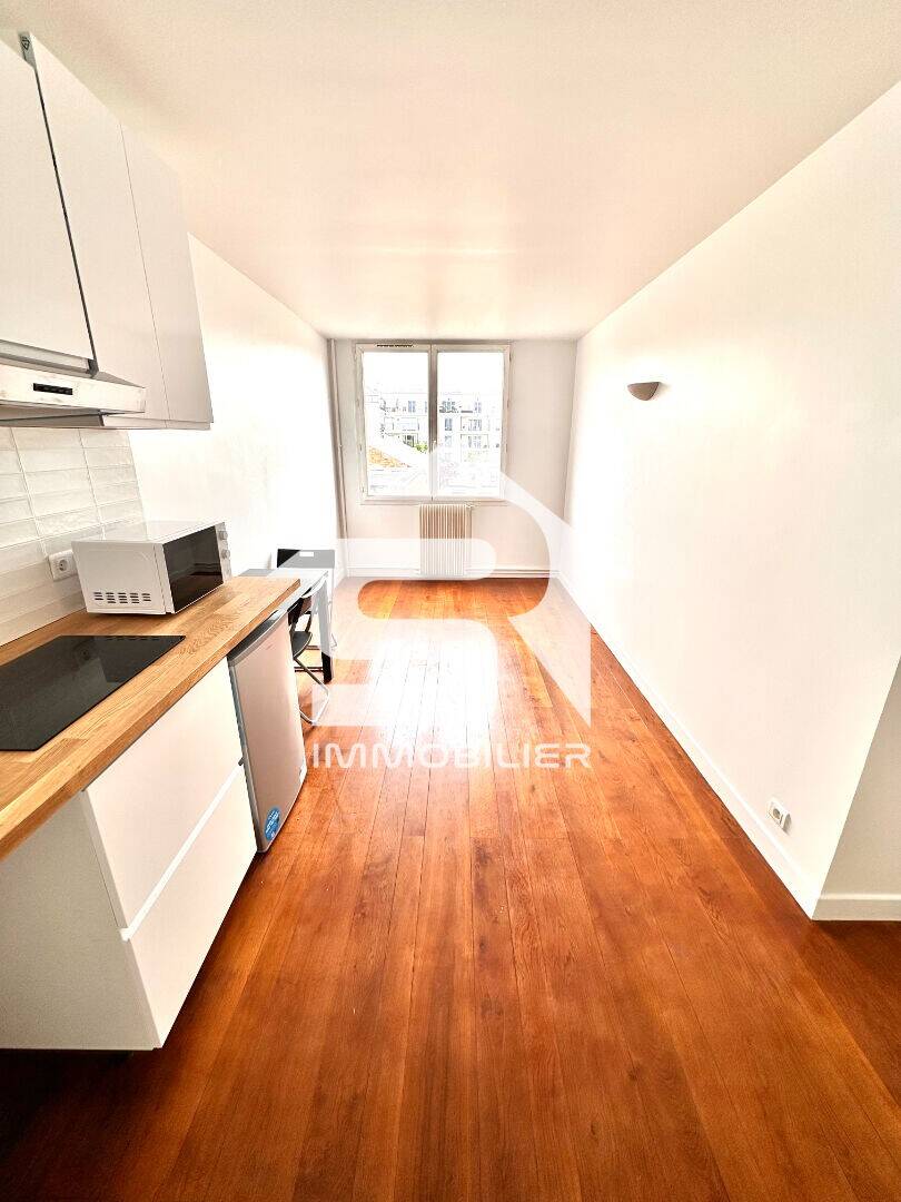 Maison à louer, 21m², SAINT MAUR DES FOSSES
