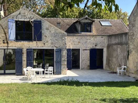 Maison à louer 1 850 € 7 pièces 5 chambres 137,4 m² 1 342 m² de terrain Barbizon 77630