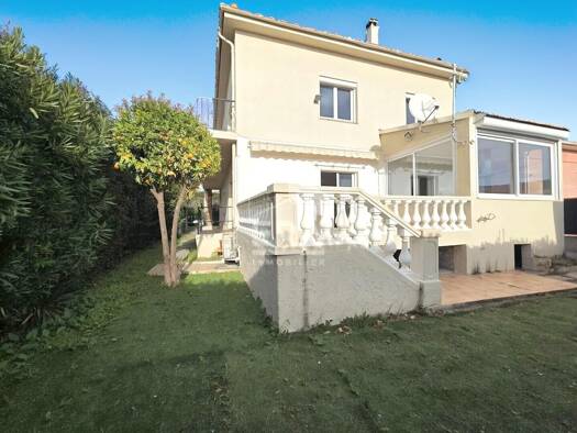 Maison à vendre 1 090 000 € 6 pièces 5 chambres 190 m² 400 m² de terrain Bouches du Loup Villeneuve-Loubet 06270