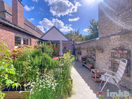 Maison à vendre 509 900 € 7 pièces 6 chambres 259 m² Bergues 59380