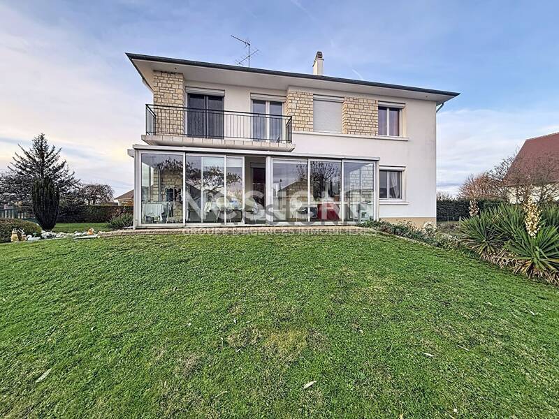 Maison à vendre, 151m², LA CHAUSSEE SAINT VICTOR
