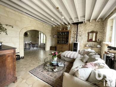 Maison à vendre 399 000 € 6 pièces 3 chambres 179 m² 800 m² de terrain Saint-Germain-d'Esteuil 33340